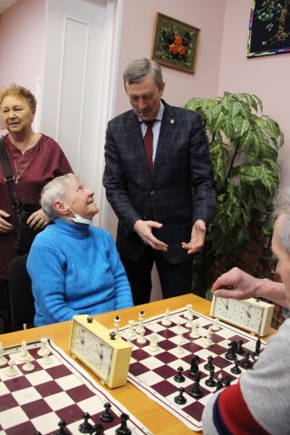Шахматы против возраста