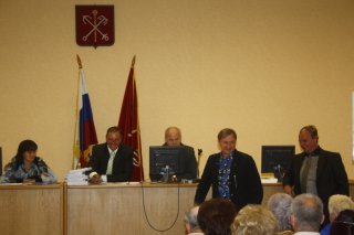«СЛУШАНИЯ» ОТ СЛОВА «СЛЫШАТЬ»?