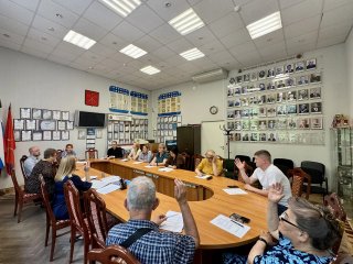 Заседание Комиссии по противодействию коррупции МО г. Петергоф