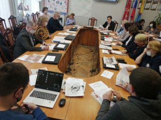 В Муниципальном Совете МО город Петергоф