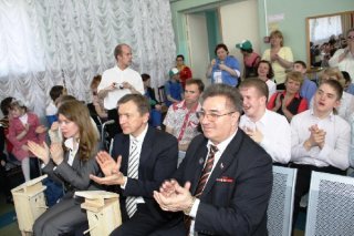 У КОГО ЗОЛОТЫЕ РУКИ