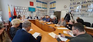 В Муниципальном Совете МО город Петергоф