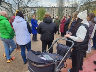 Встреча с жителями двора на улице Братьев Горкушенко, 1