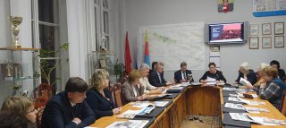 В Муниципальном Совете МО г. Петергоф