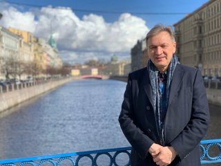 С ДНЁМ РОЖДЕНИЯ, САНКТ-ПЕТЕРБУРГ!