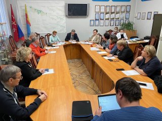 В Муниципальном Совете МО город Петергоф