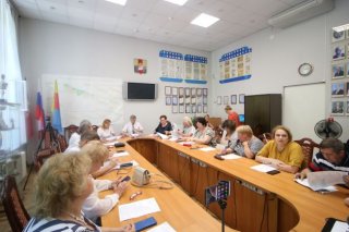 В Муниципальном Совете МО город Петергоф