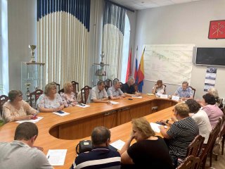 В Муниципальном Совете МО город Петергоф