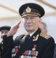 Шёл по жизни с доброй улыбкой 